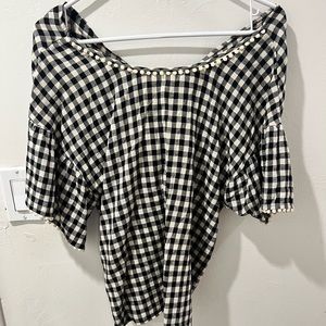 Black and white check gingham patter top